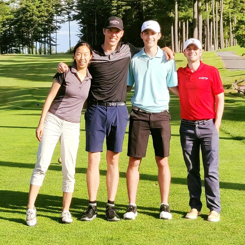 Team picture on fairway